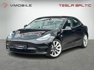 Tesla Model 3 Long Range