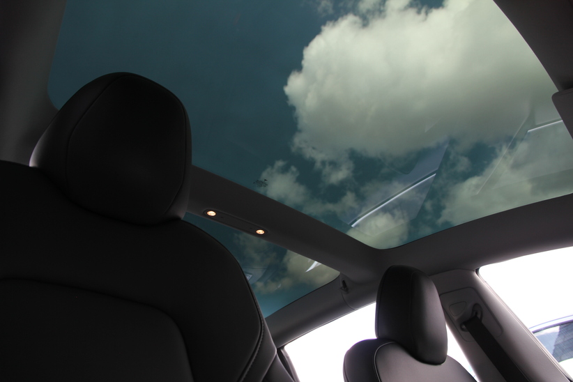 Tesla Model 3 510km Autopilot