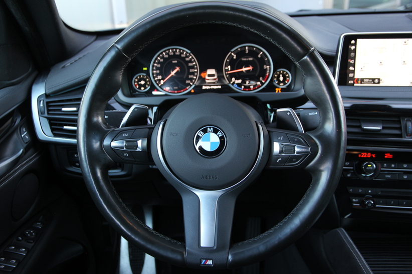 BMW X6 30d M Package Carbon