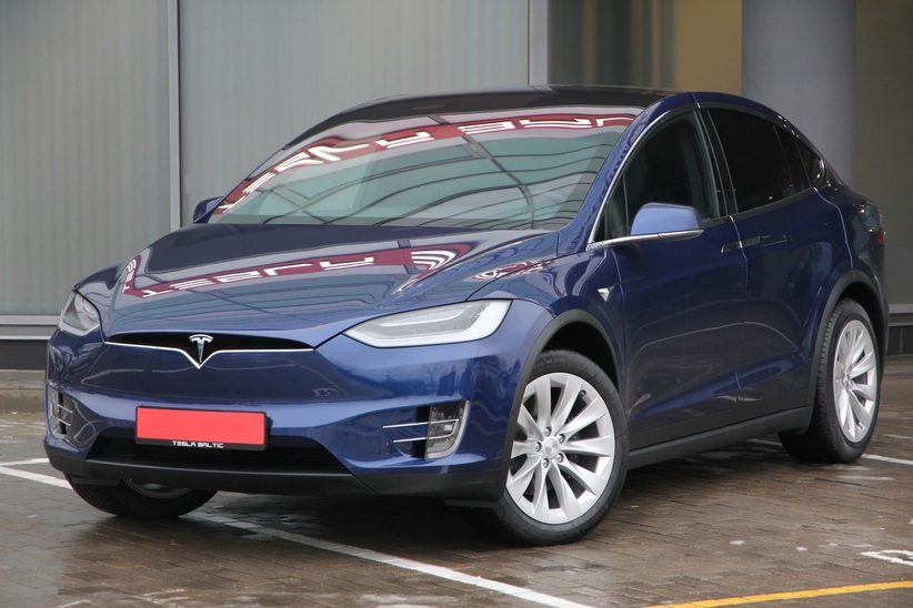 Tesla Model X Long Range