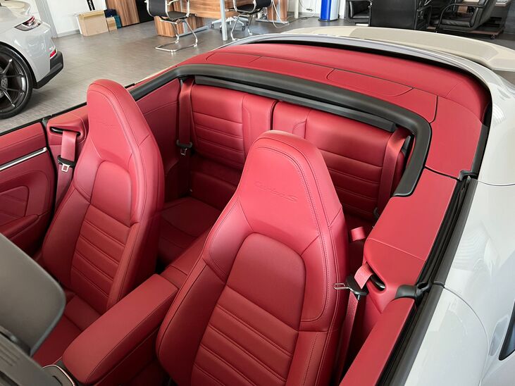 Porsche 992 Turbo S Cabriolet