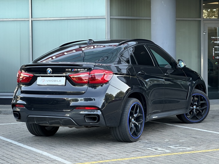 BMW X6 M50d