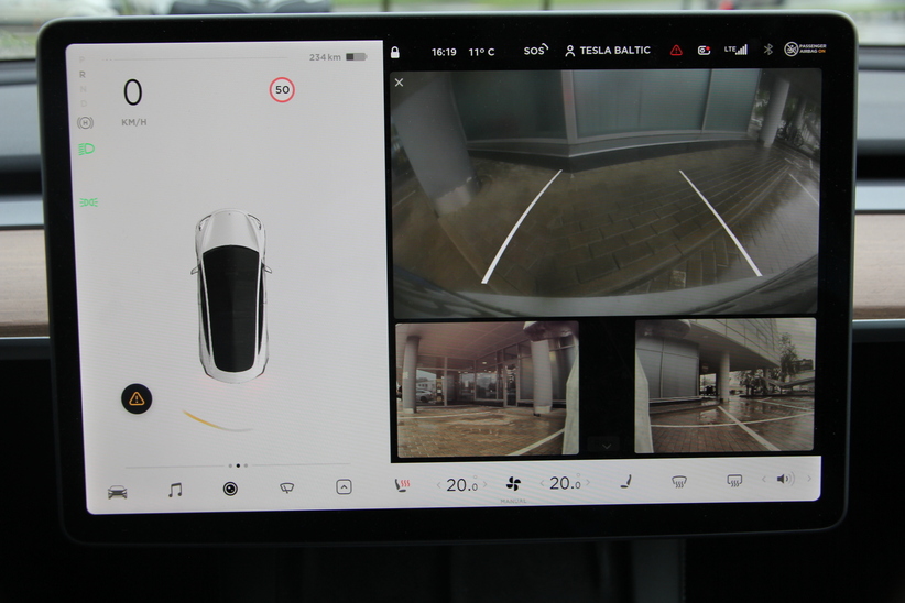 Tesla Model Y Long Range