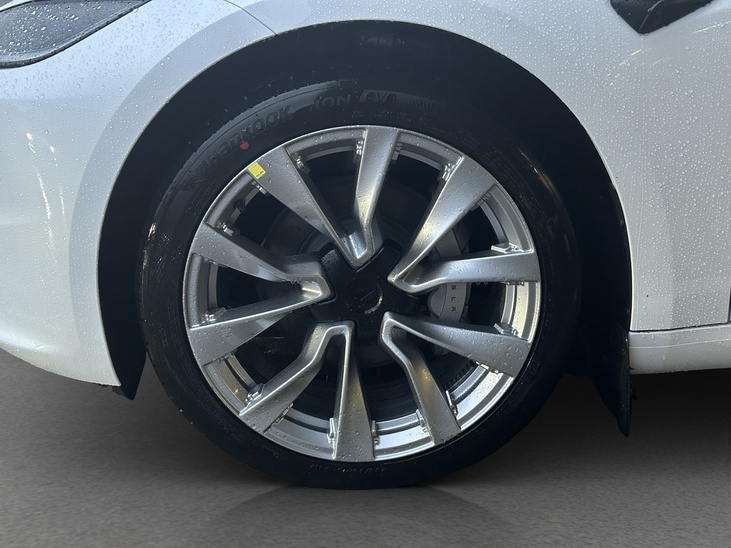 Tesla Model 3 Long Range
