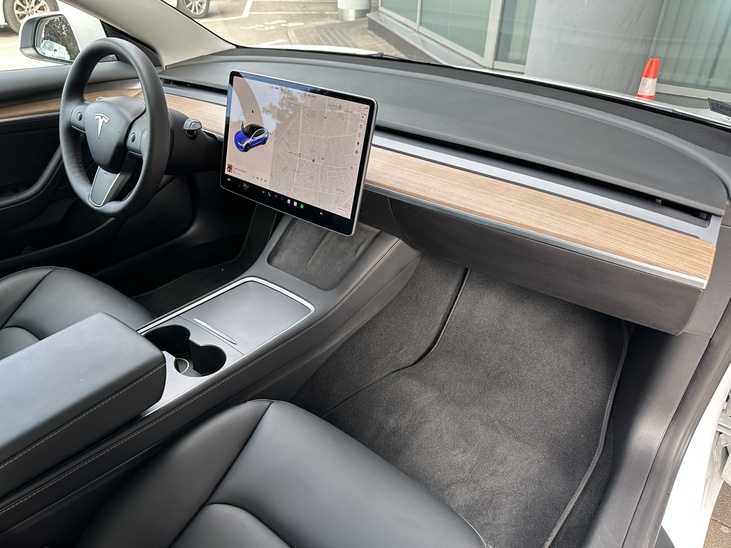 Tesla Model 3 Long Range