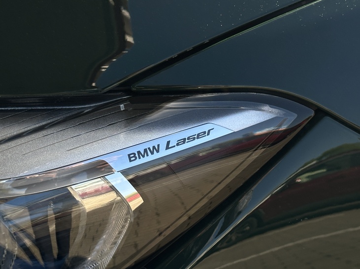 BMW 745e