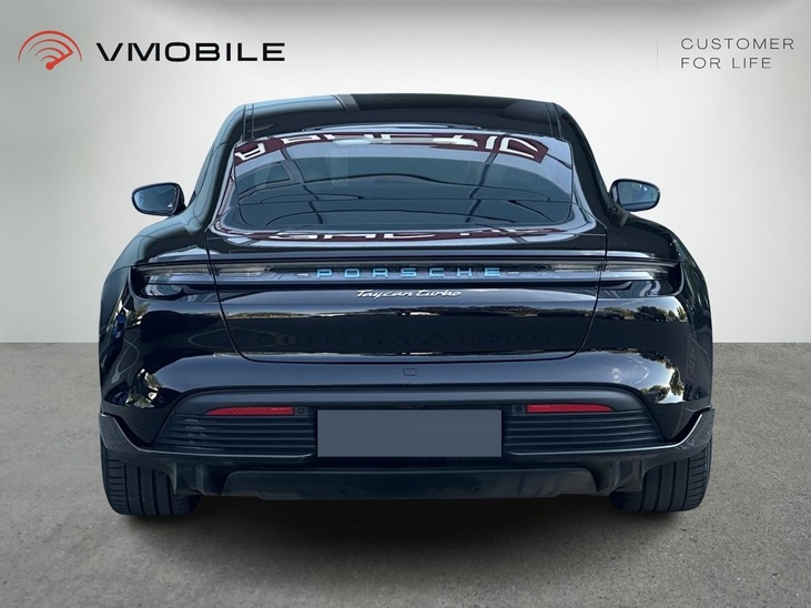 Porsche Taycan Turbo