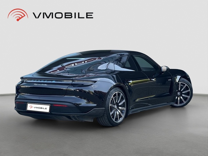 Porsche Taycan Turbo