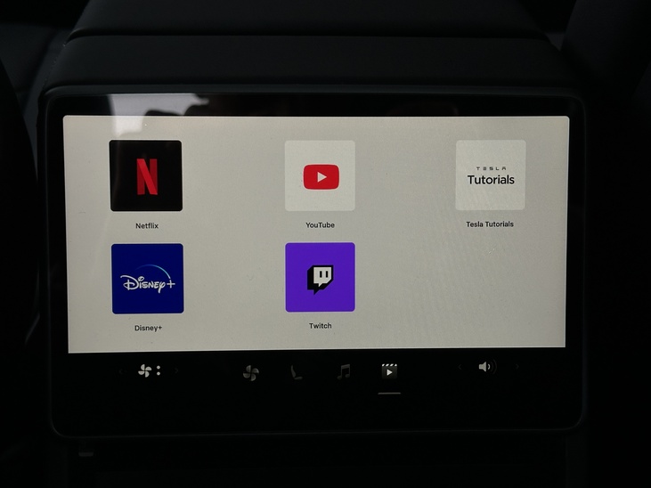Tesla Model 3 Long Range