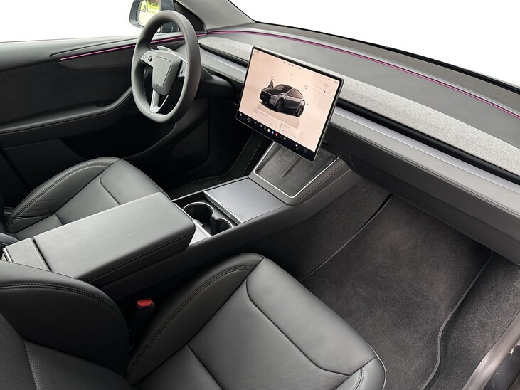 Tesla Model Y Long Range