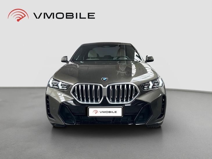 BMW X6 40i
