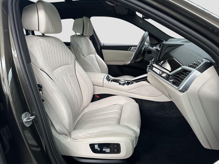 BMW X6 40i
