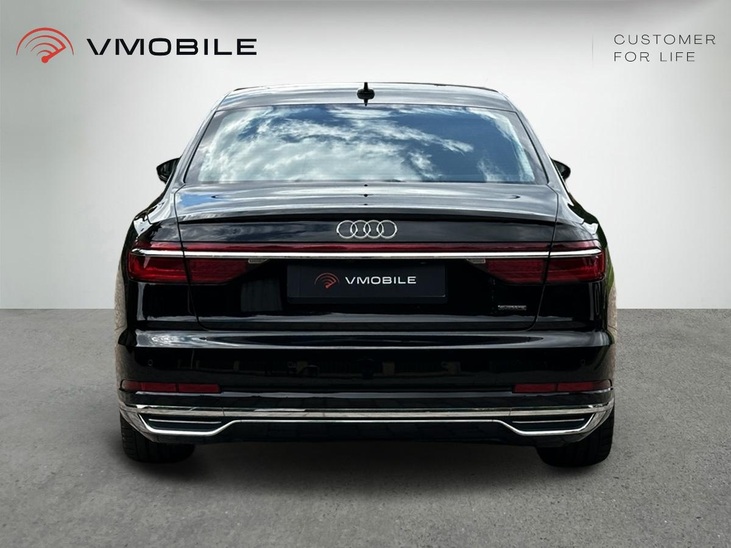 Audi A8 L quattro