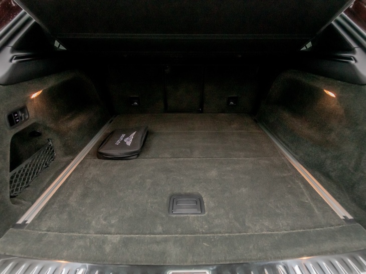 Bentley Bentayga V8