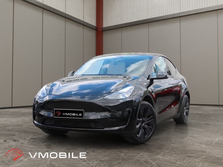 Tesla Model Y Long Range