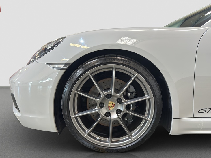 Porsche 718 Cayman GTS