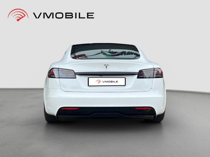 Tesla Model S Long Range