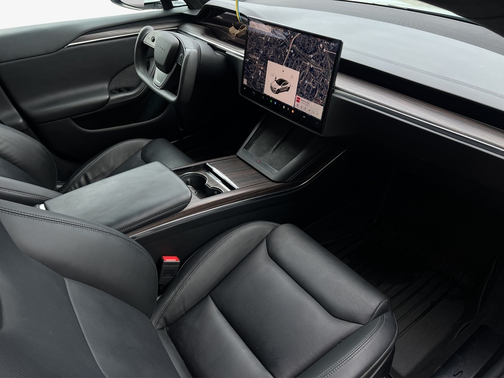 Tesla Model S Long Range