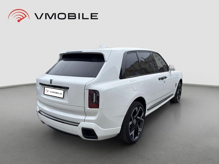 Rolls-Royce Cullinan Black Badge