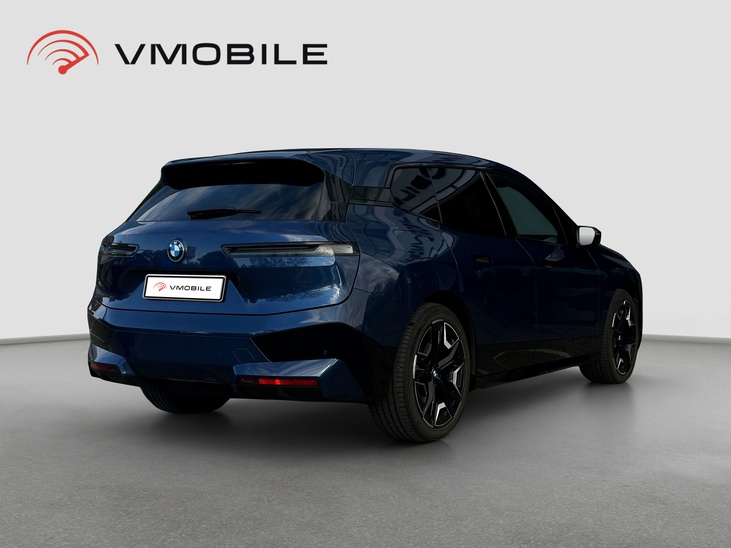 BMW iX xDrive50