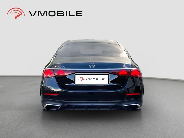 Mercedes-Benz E300e AMG