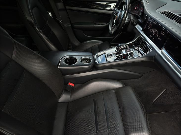 Porsche Panamera 4S Sport Turismo