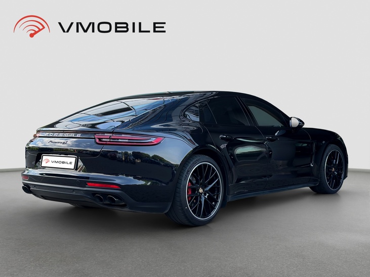 Porsche Panamera 4S