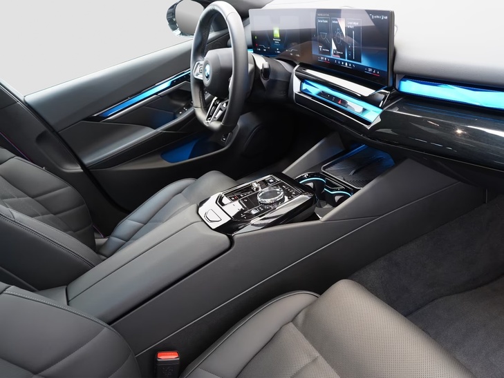 BMW i5 eDrive M-Sport