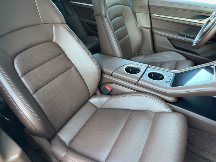 Porsche Taycan Turbo