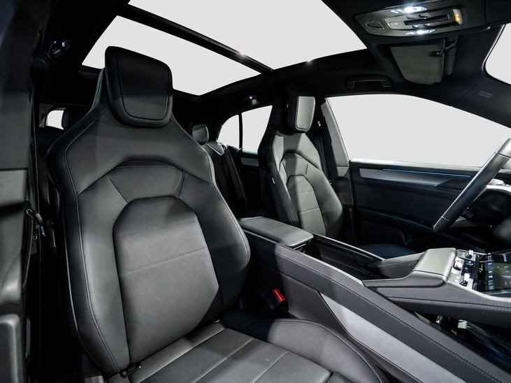 Porsche Cayenne Electric