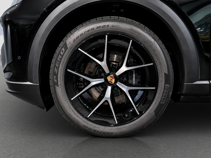 Porsche Cayenne Electric