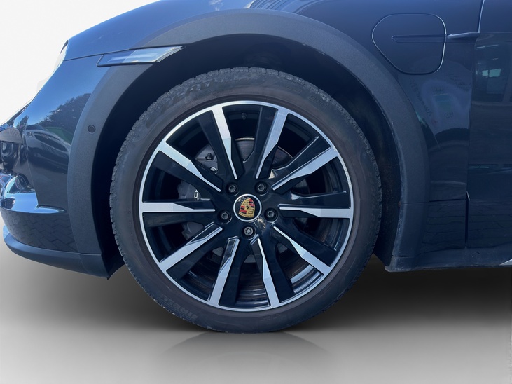 Porsche Taycan 4 Cross Turismo