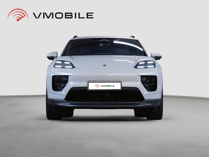 Porsche Macan 4 Electric